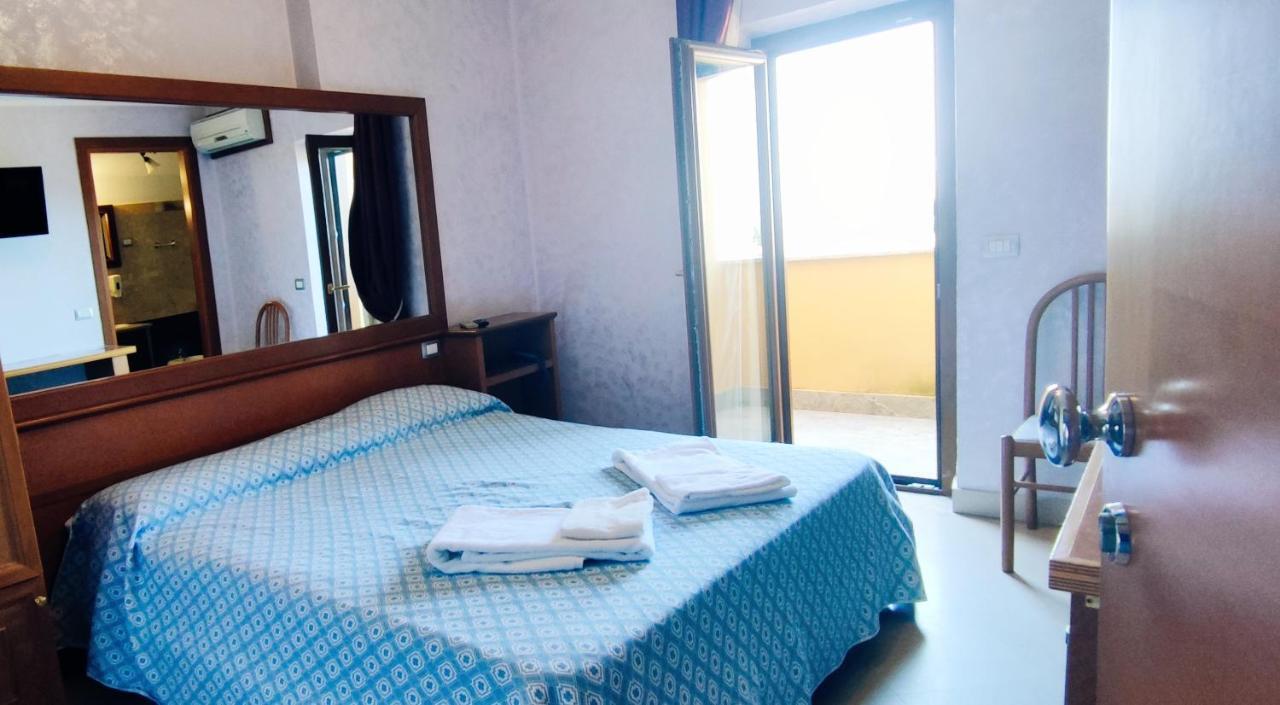 Affittacamere Stranamore Frascati Exteriör bild