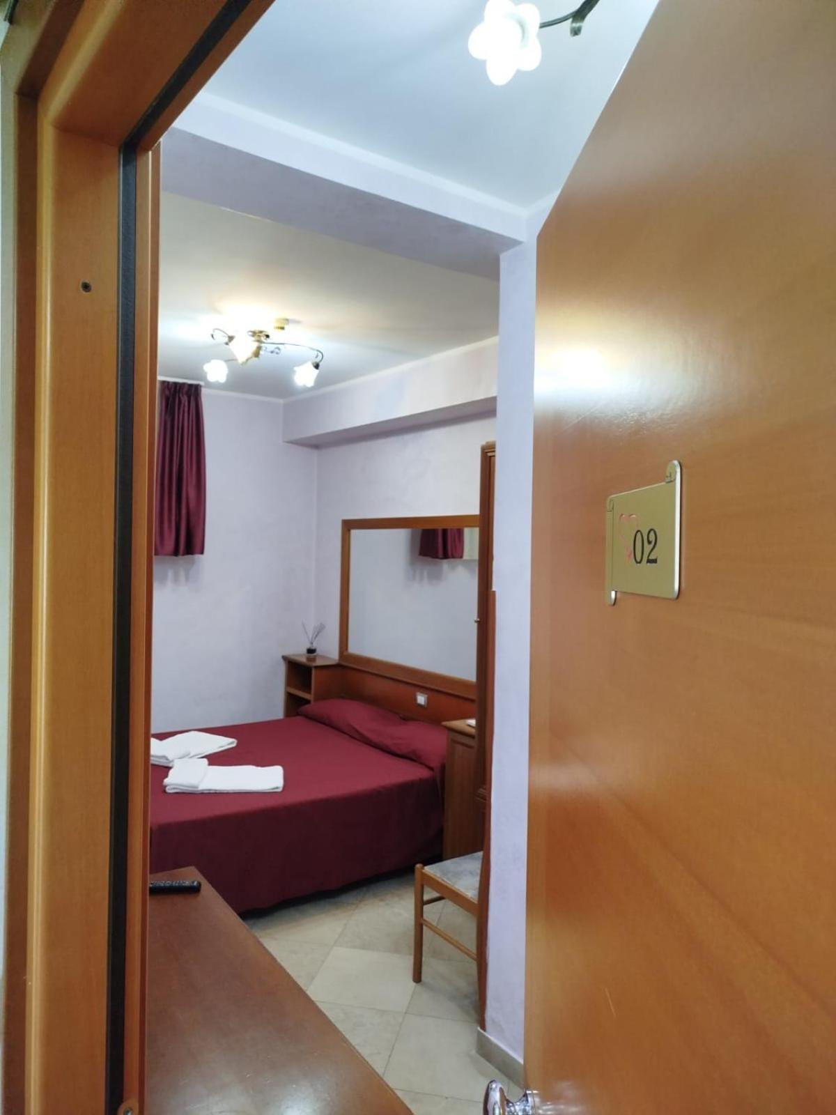 Affittacamere Stranamore Frascati Exteriör bild
