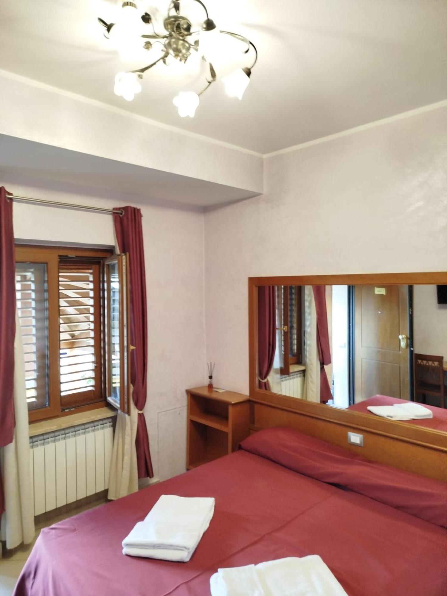 Affittacamere Stranamore Frascati Exteriör bild