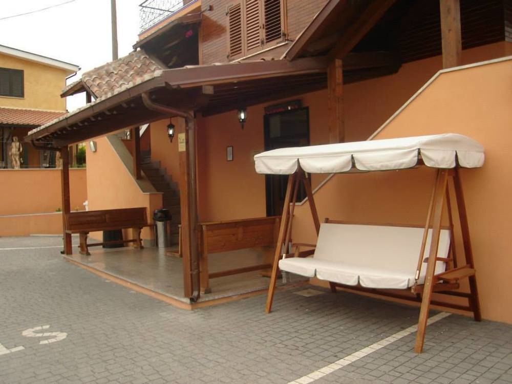 Affittacamere Stranamore Frascati Exteriör bild