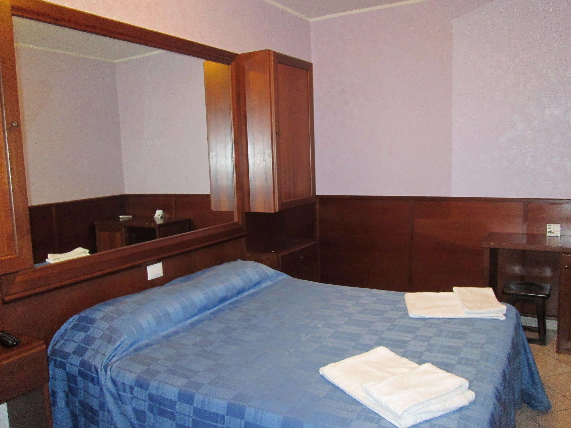 Affittacamere Stranamore Frascati Exteriör bild