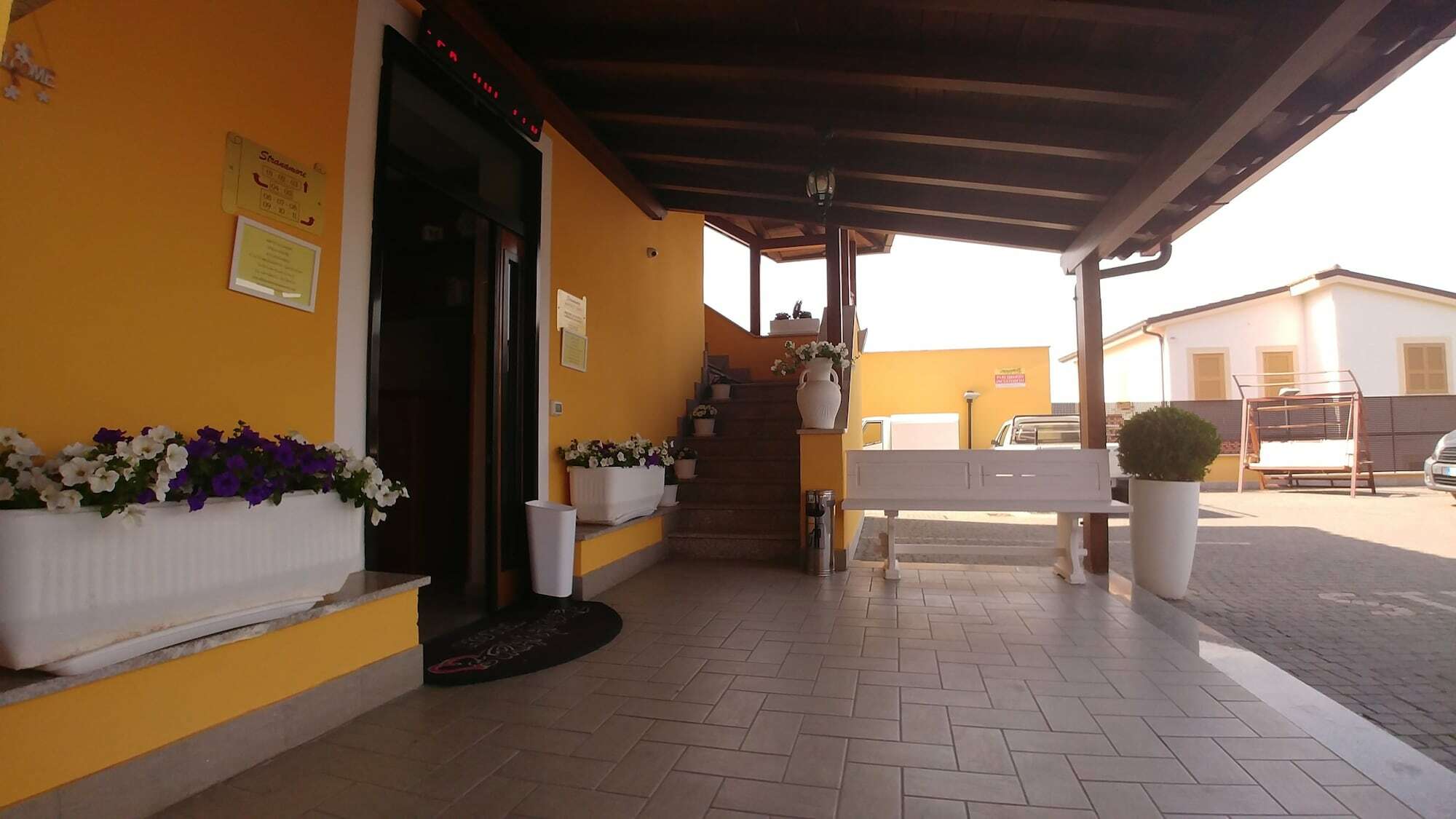 Affittacamere Stranamore Frascati Exteriör bild